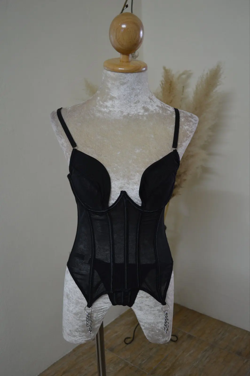 Three Piece Set with choker