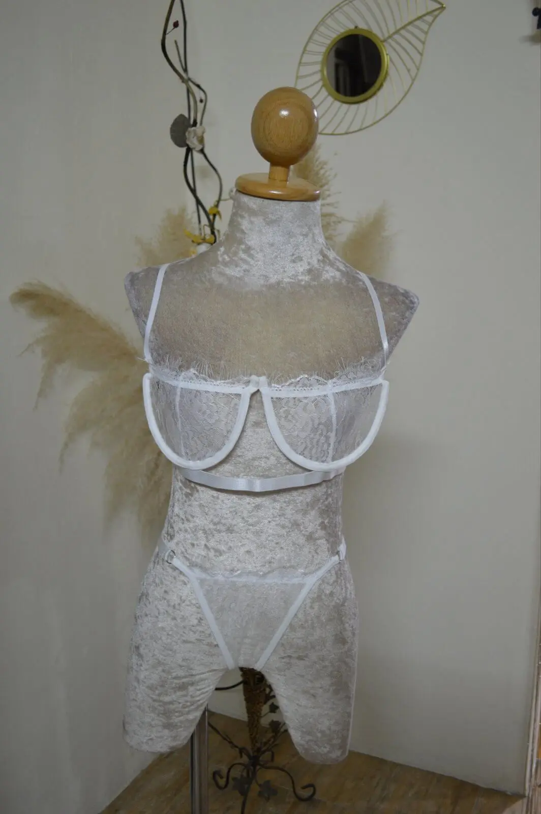 2 Pcs White Lingerie Set