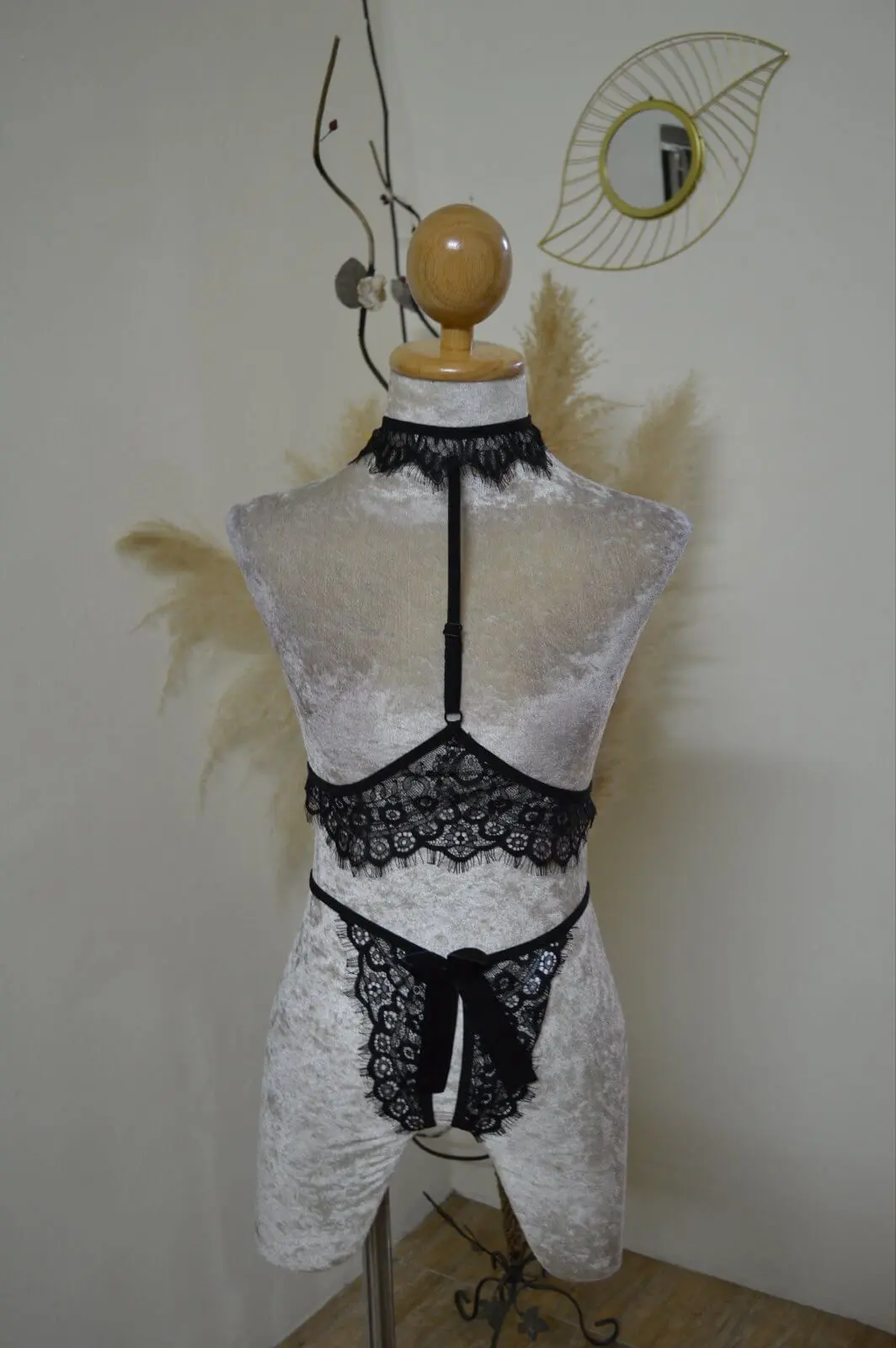 Bowknot Opening Sexy Lace Lingerie