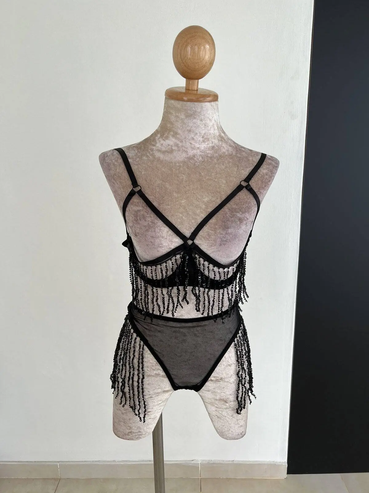 Tassels Lingerie Set with Gloves