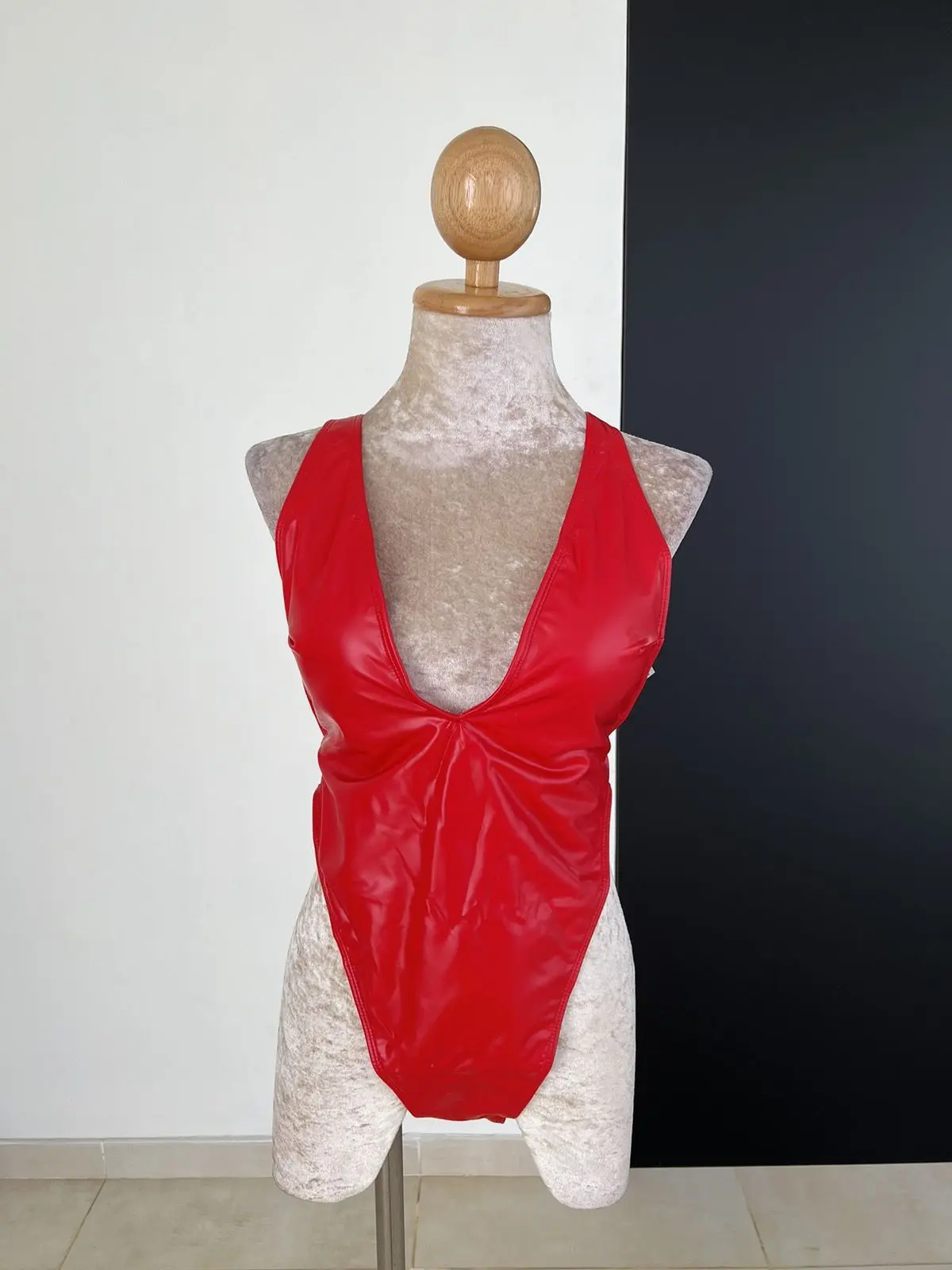 High Cut One-Piece V-Neck Swimsuit