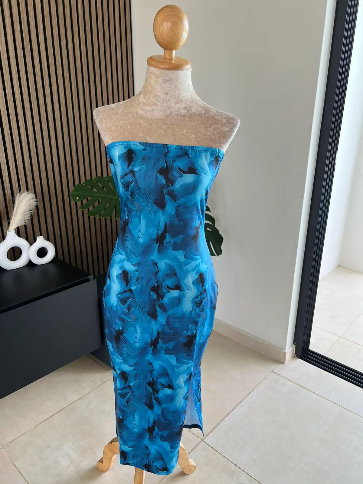 Strapless Marble Print Midi Dress