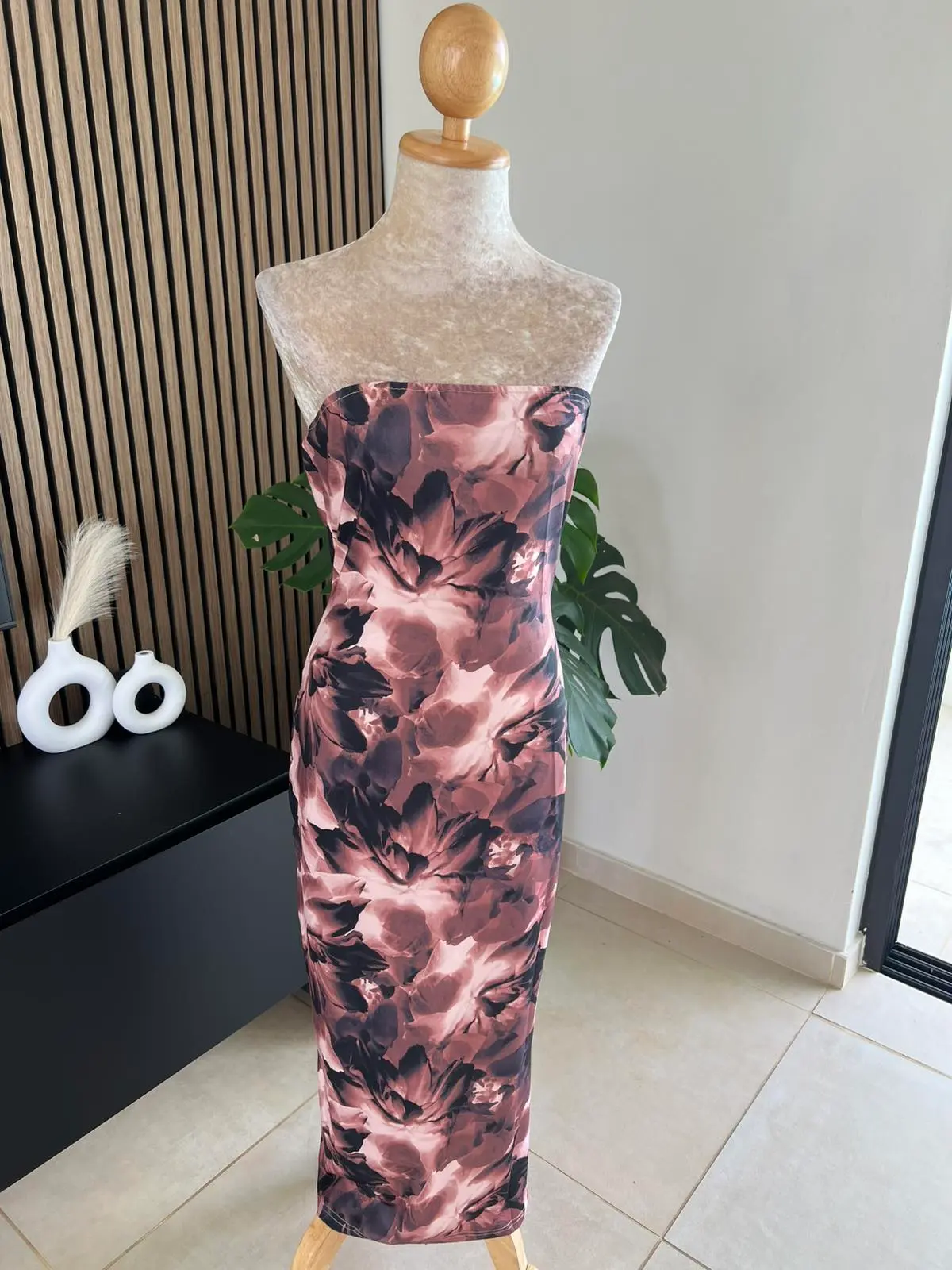 Strapless Marble Print Midi Dress