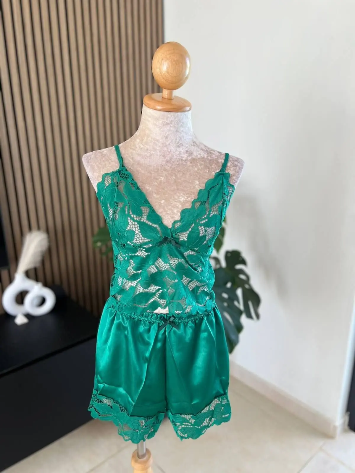 Lush Lace Set