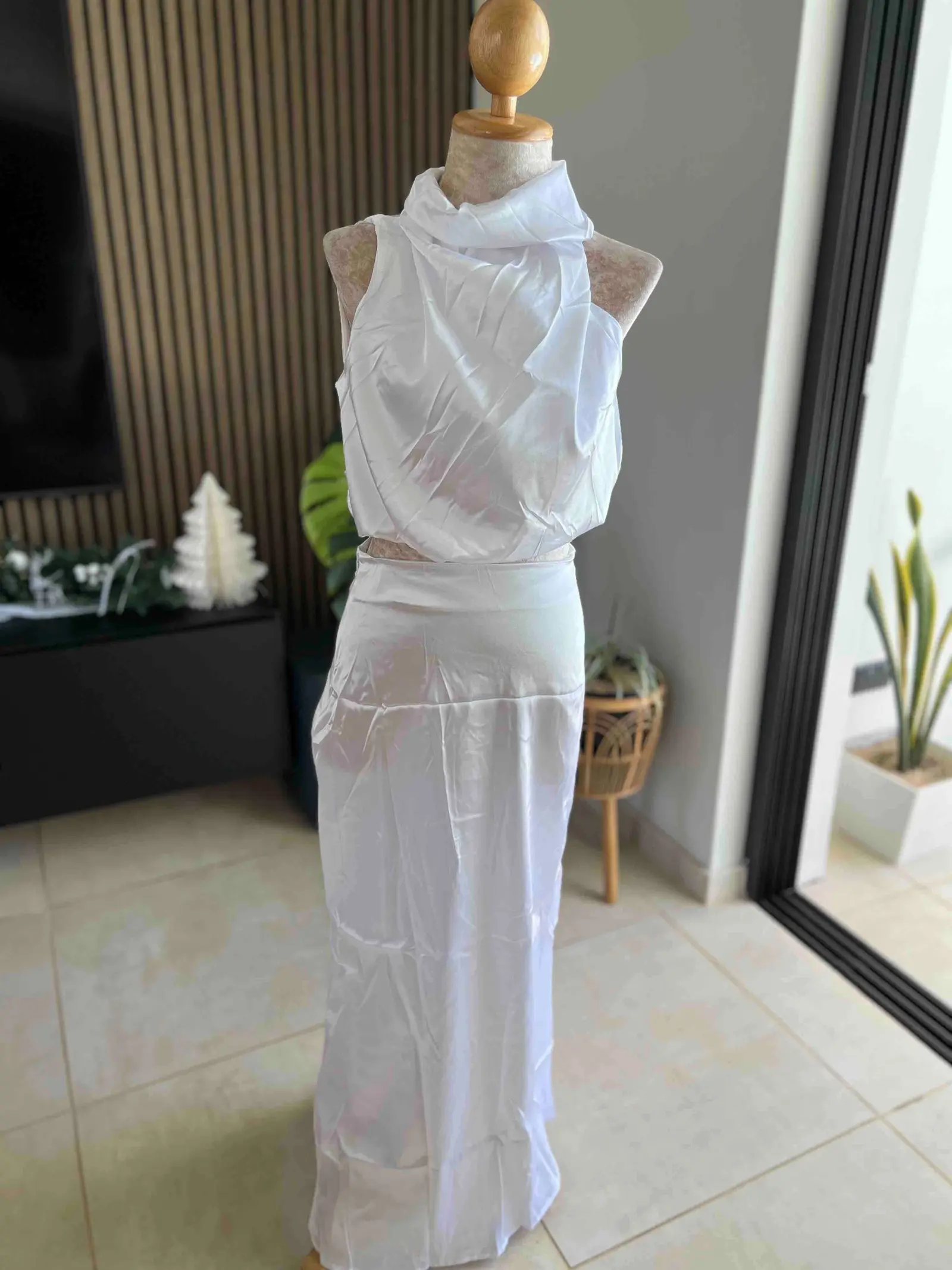 2pcs Silk Turtleneck top and Skirt Set