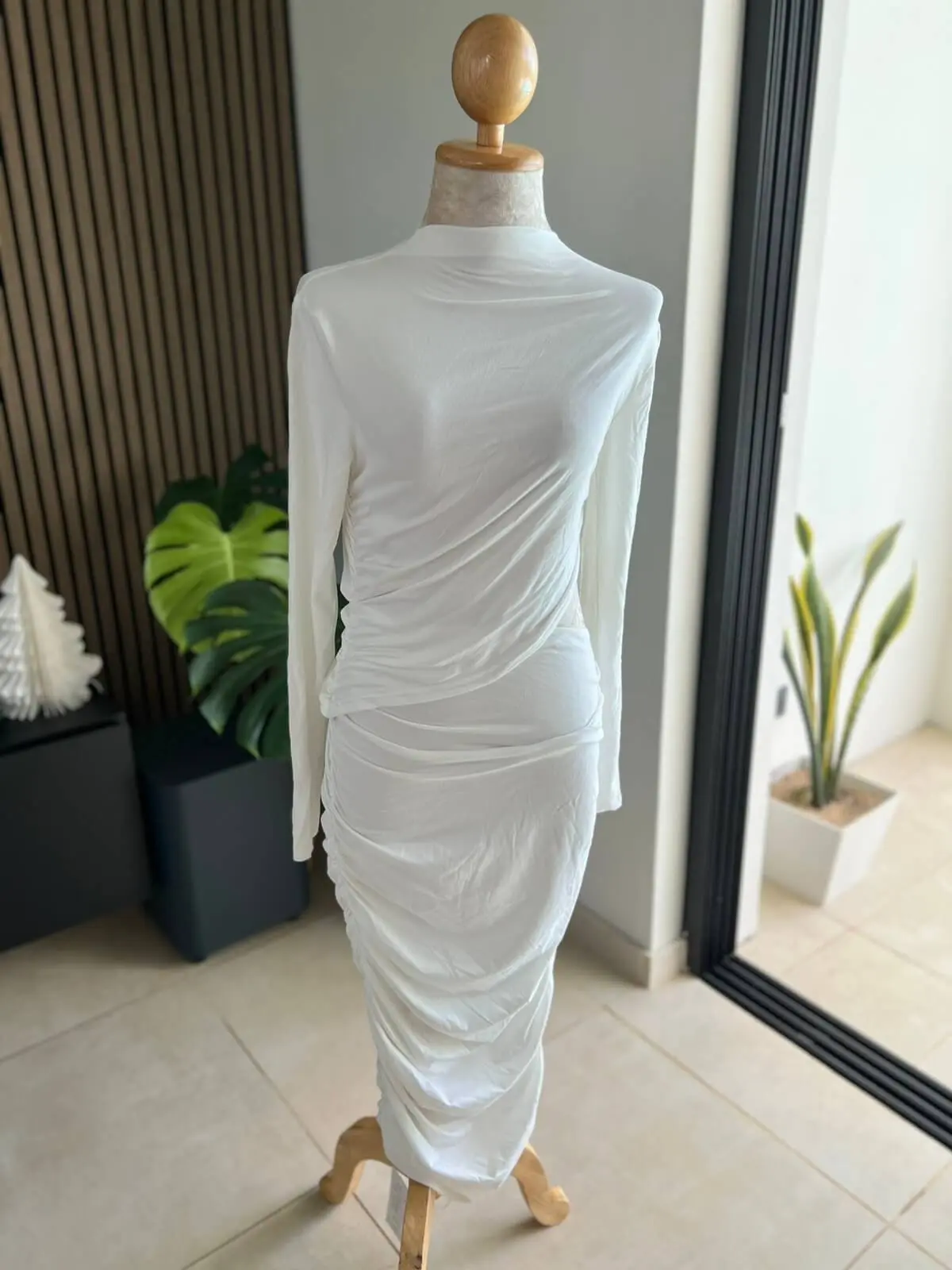 Waist Cut-Out Elegant Dress