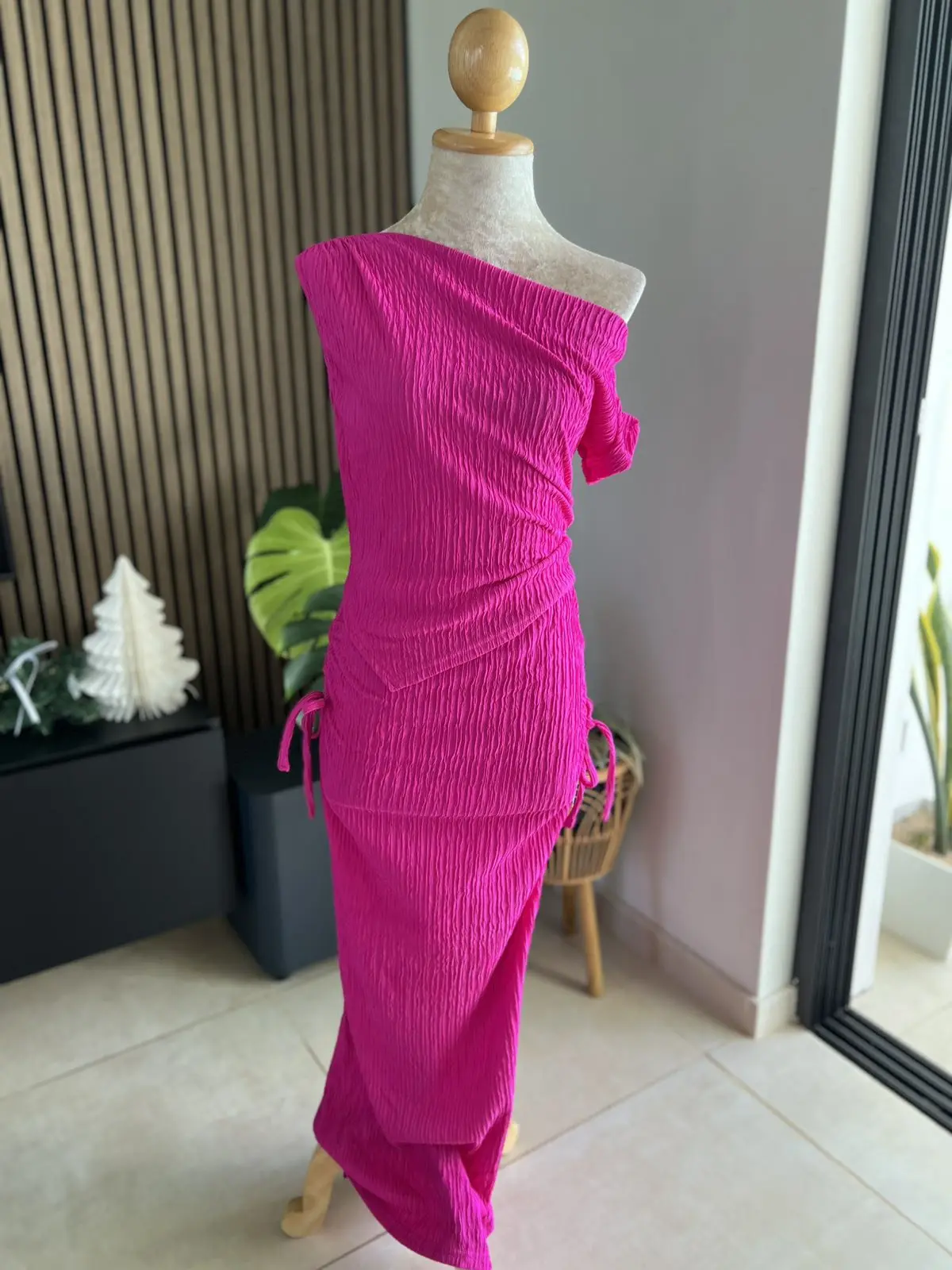 Elegant One-Shoulder Top and Skirt Set