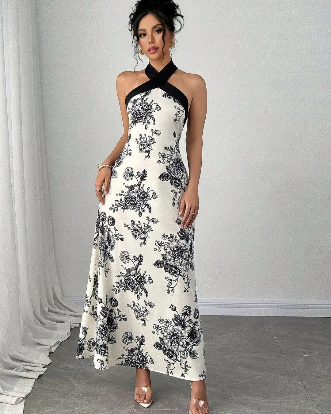 Summer Backless Halter Dress