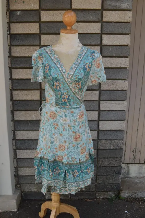 Boho Floral Chic Mini Dress